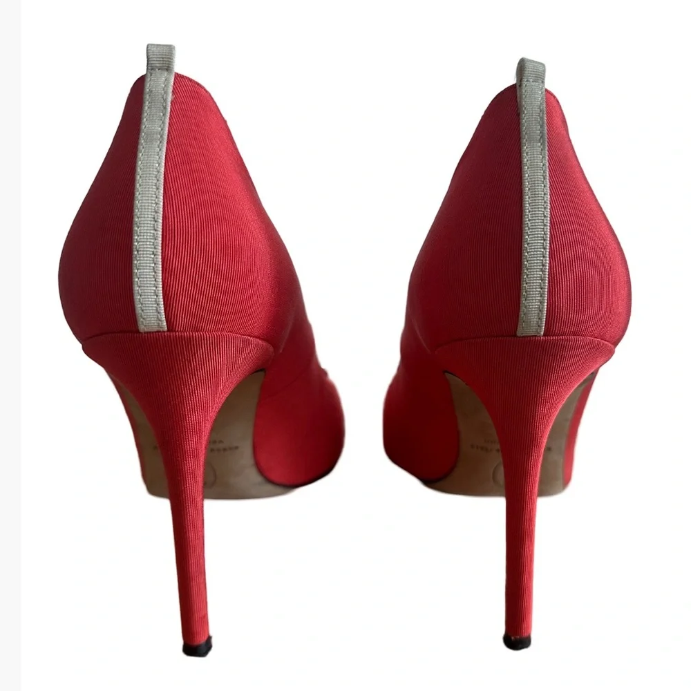 SJP coral 39/5 Pointed Toe Women's Shoes with Stones